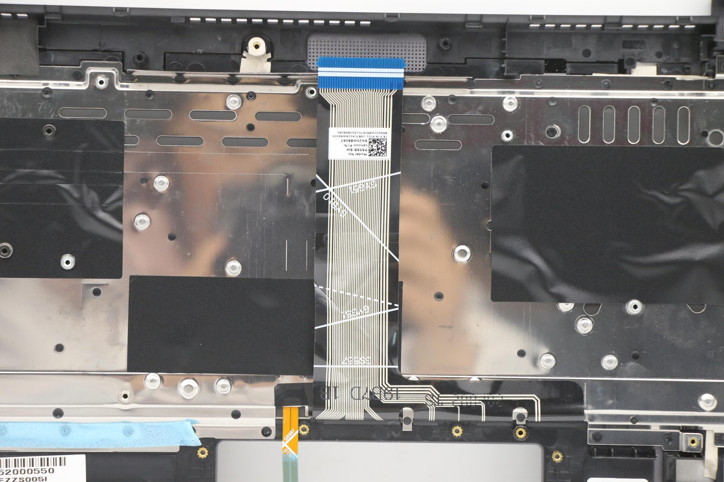 Lenovo Cover Upper Case Asm_Sw Q82Ac - 5CB1B10134
