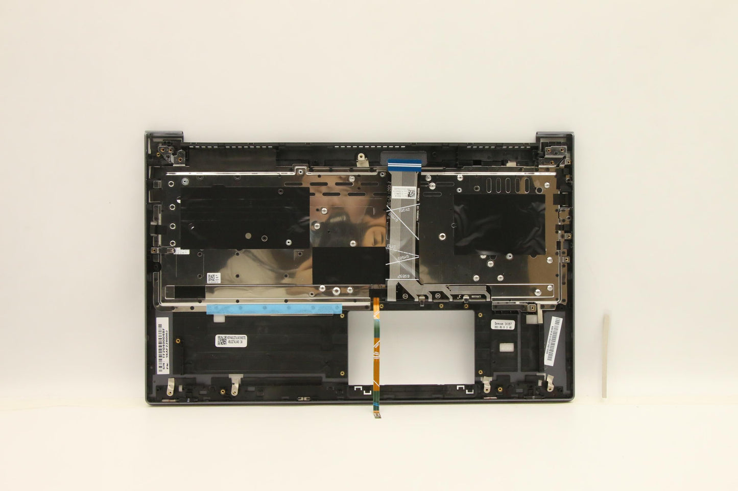 Lenovo Cover Upper Case Asm_Ukr Q82Ac - 5CB1B10139