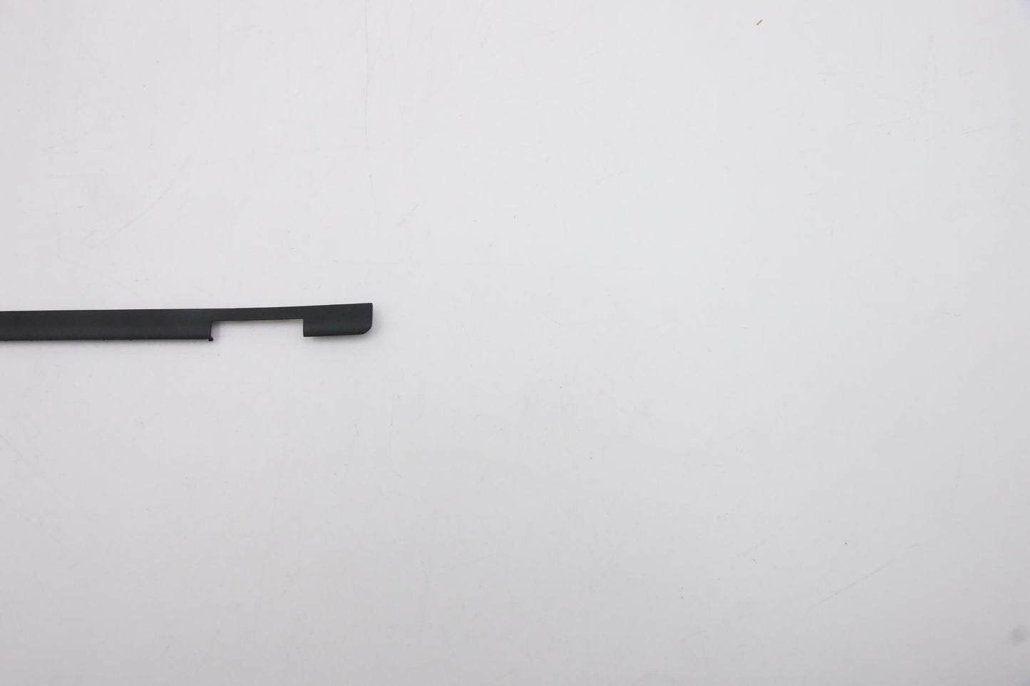 Lenovo Strip Cover, LCD Assembly - 5CB1B22368