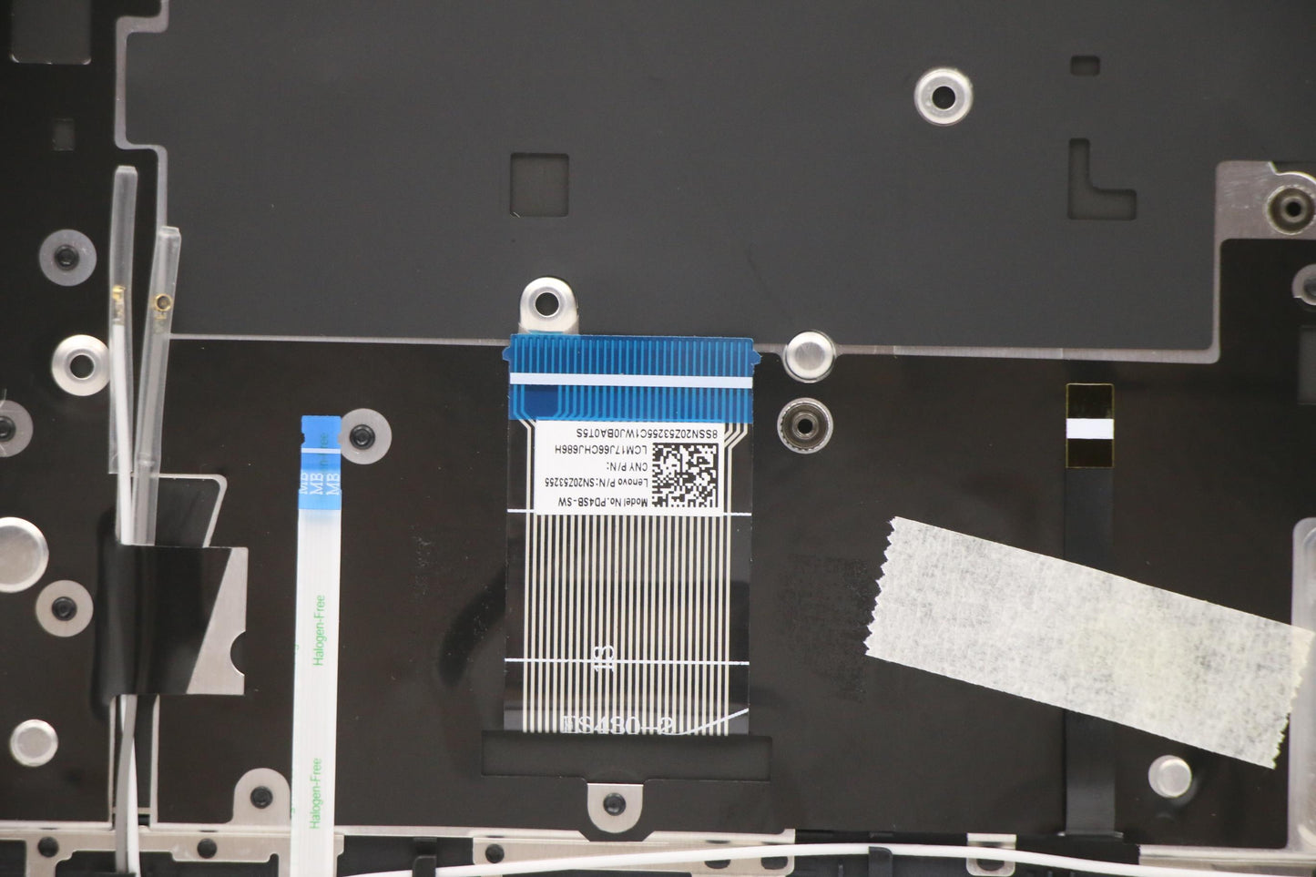 Lenovo Cover Upper Case Asm_Sws C 82F - 5CB1B22403