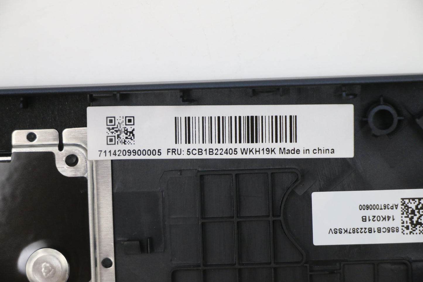 Lenovo Cover Upper Case Asm_Slv C 82F - 5CB1B22405