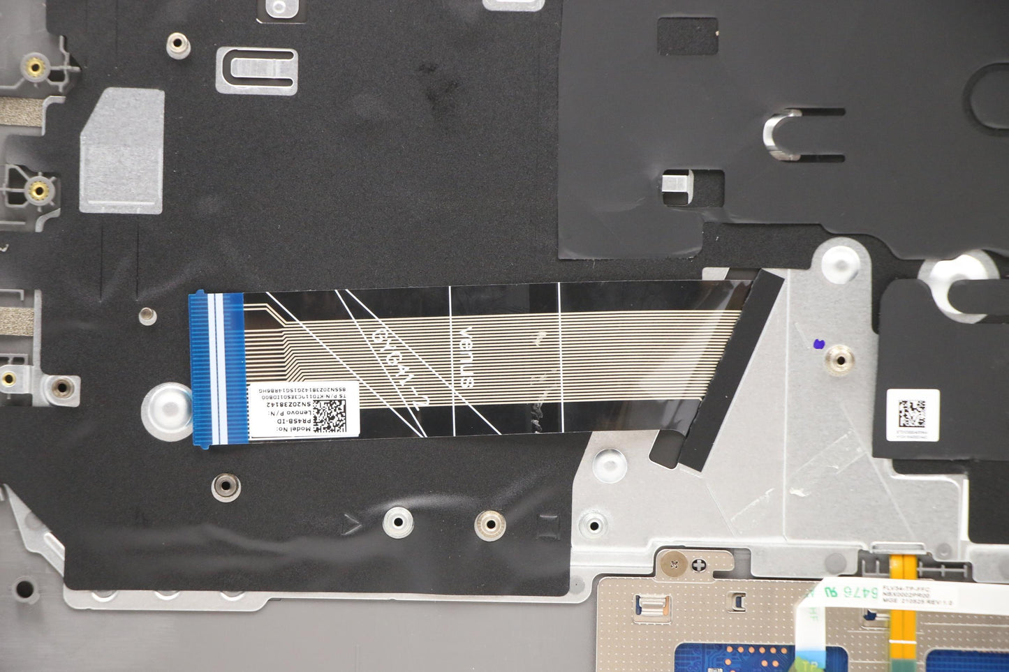 Lenovo Cover Upper Case Asm_Hin C 20V - 5CB1B33134