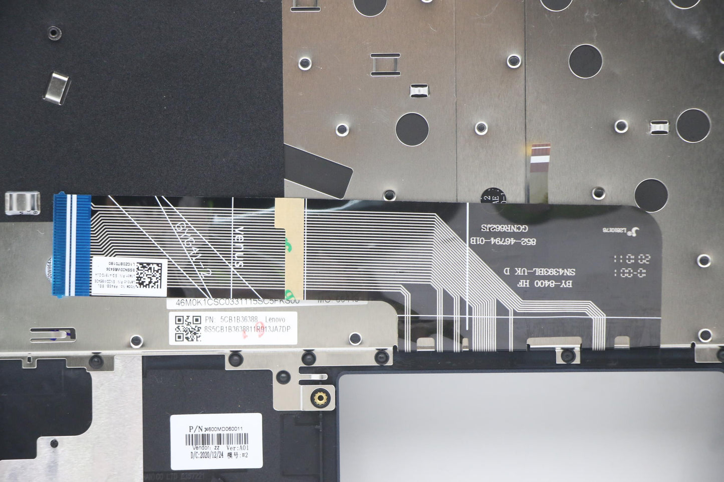 Lenovo Cover Upper Case Asm_Bel W 82H - 5CB1B36388