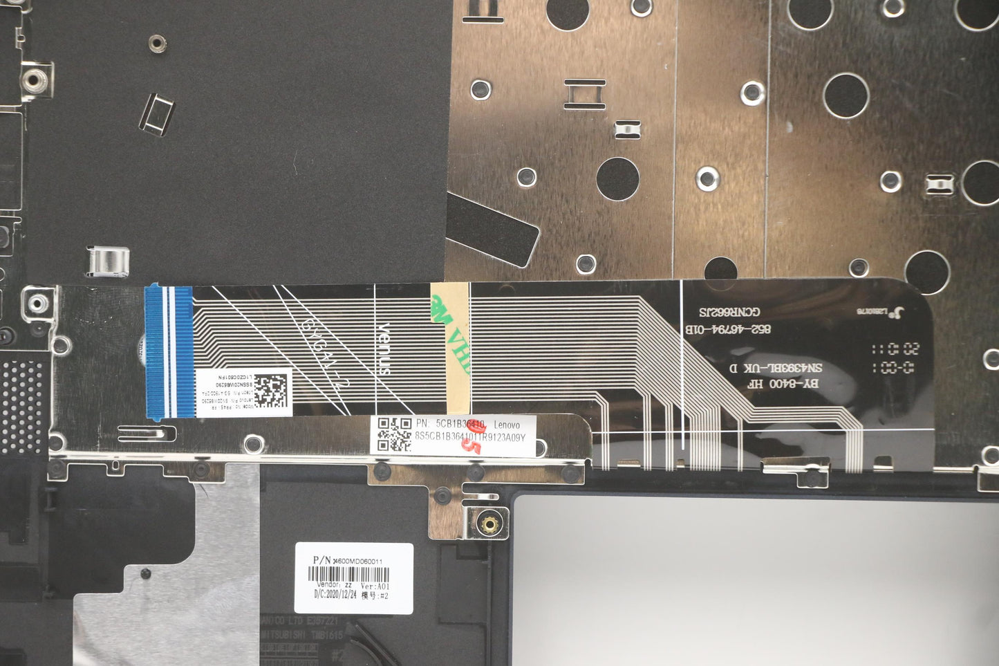 Lenovo Cover Upper Case Asm_Fra W 82H - 5CB1B36410