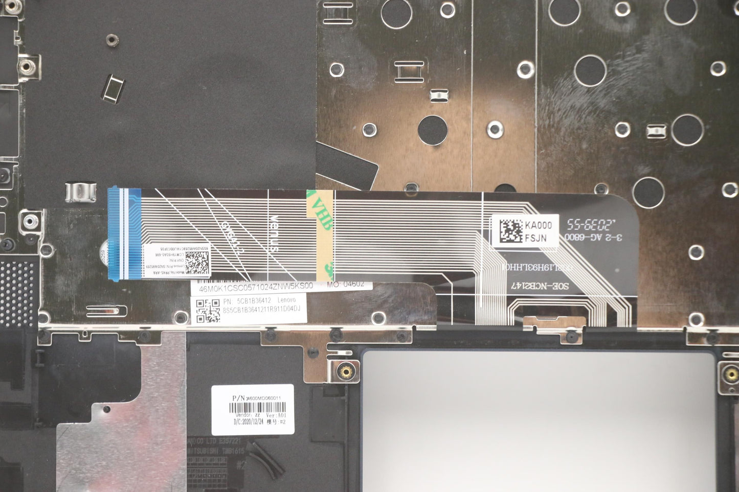 Lenovo Cover Upper Case Asm_Ara W 82H - 5CB1B36412