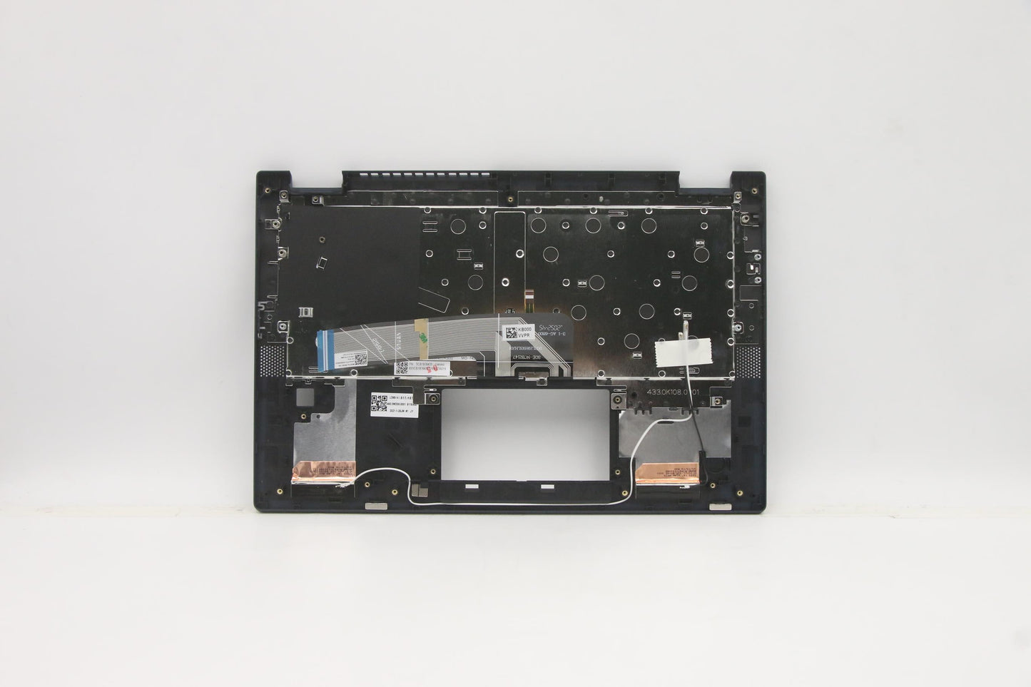 Lenovo Cover Upper Case Asm_Thai W 82 - 5CB1B36435