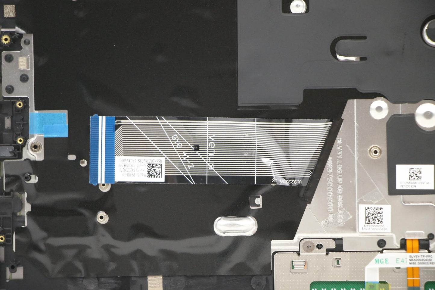 Lenovo Cover Upper Case Asm_Por C 20W - 5CB1B38485
