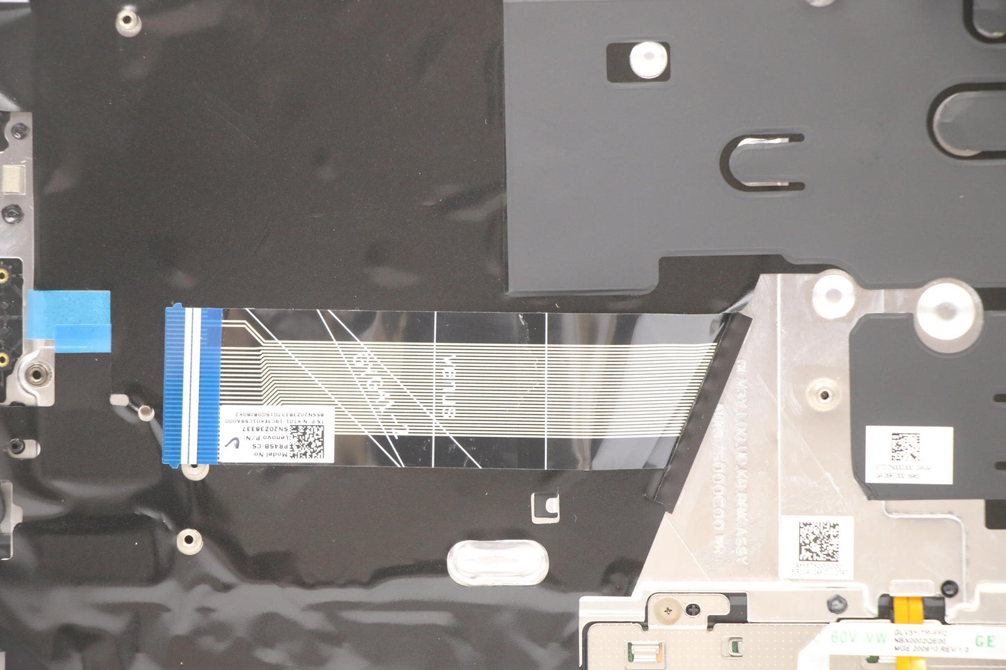 Lenovo Cover Upper Case Asm_Cze/Slk C - 5CB1B38991