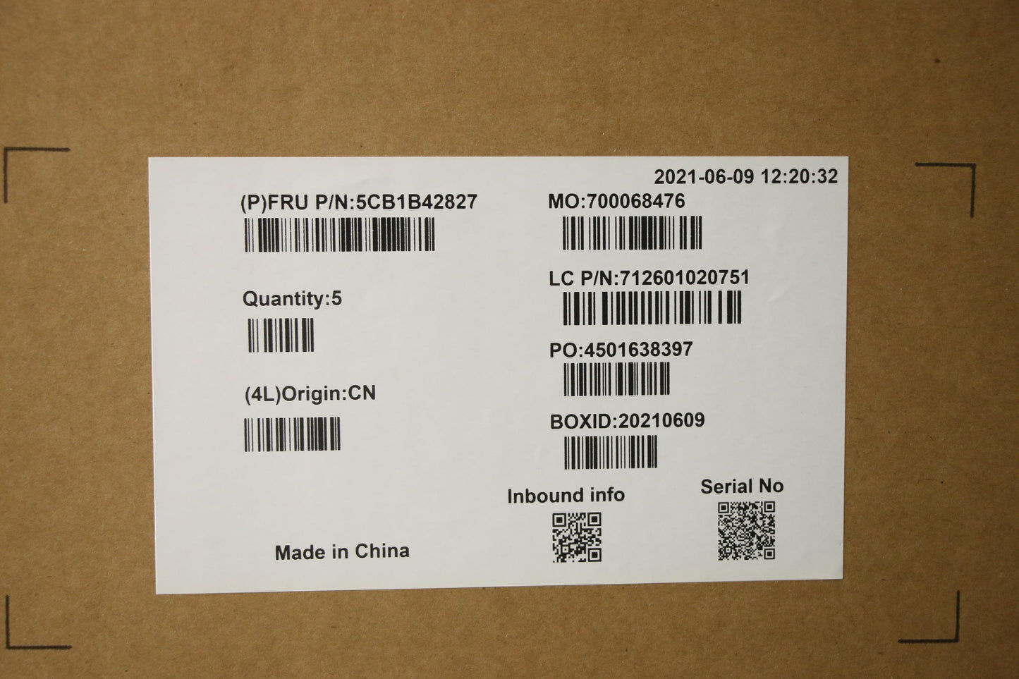 Lenovo Cover Upper Case Asm_Jpn Wt 82 - 5CB1B42827