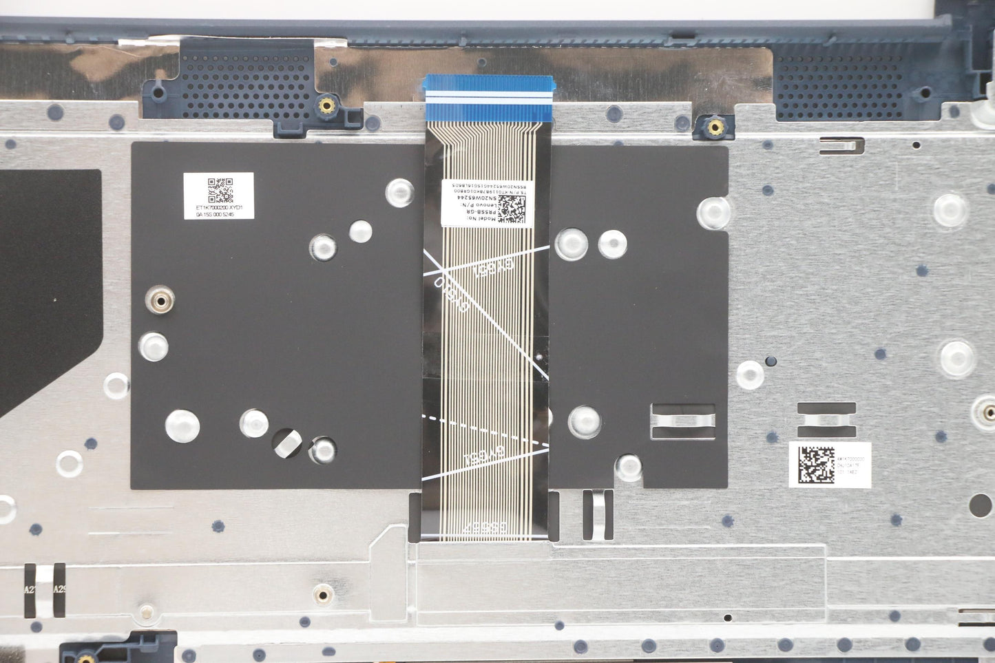 Lenovo Cover Upper Case Asm_Ger L82Fg - 5CB1B42842