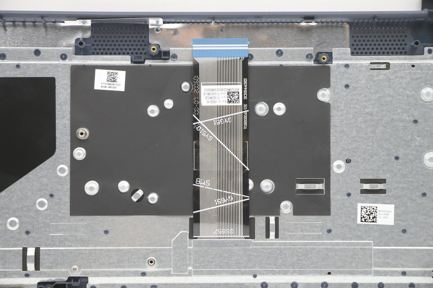 Lenovo Cover Upper Case Asm_Hun L82Fg - 5CB1B42846