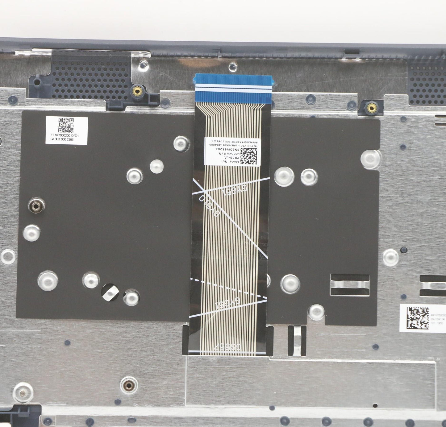 Lenovo Cover Upper Case Asm_La Spa L8 - 5CB1B42911
