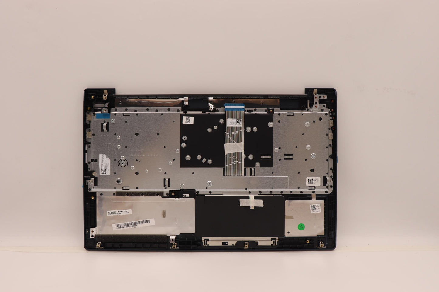 Lenovo Cover Upper Case Asm_Spa L82Fg - 5CB1B42946