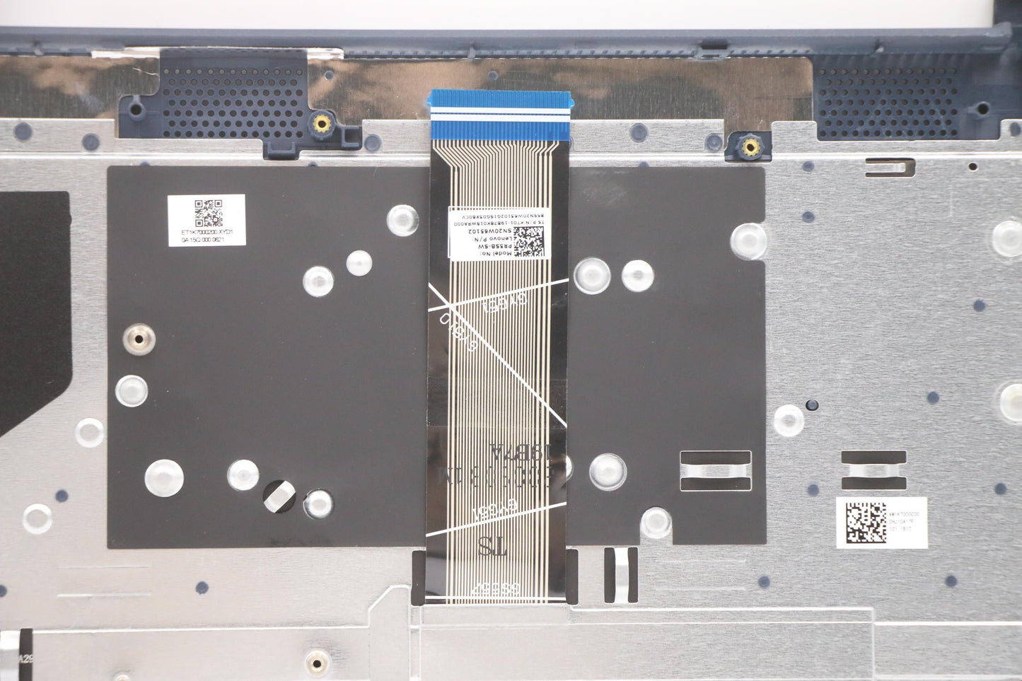 Lenovo Cover Upper Case Asm_Sws L82Fg - 5CB1B42975