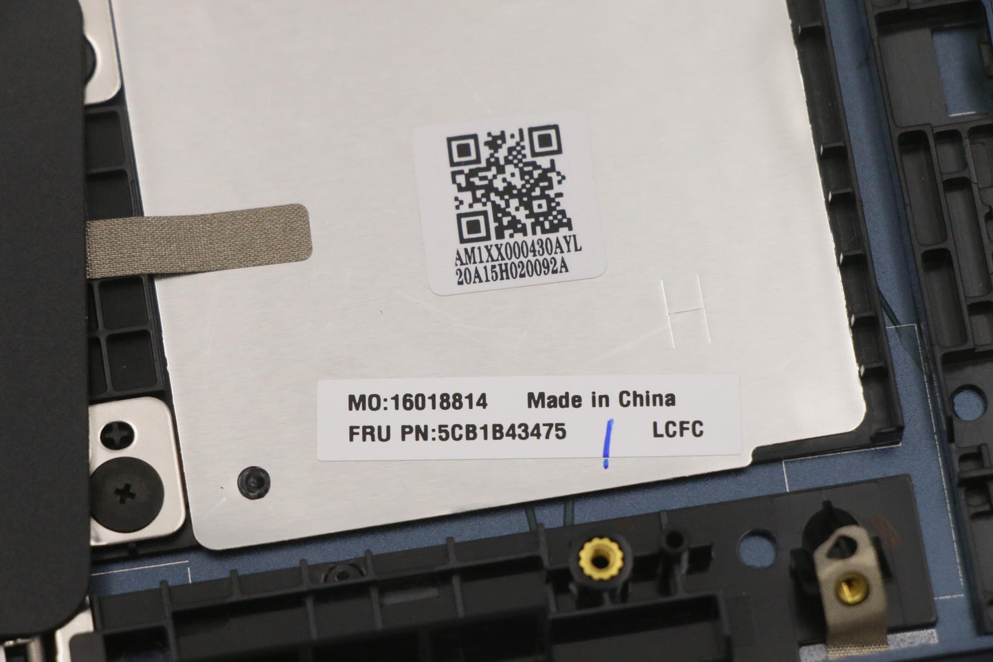 Lenovo Cover Upper Case Asm_Ger L82Fg - 5CB1B43475