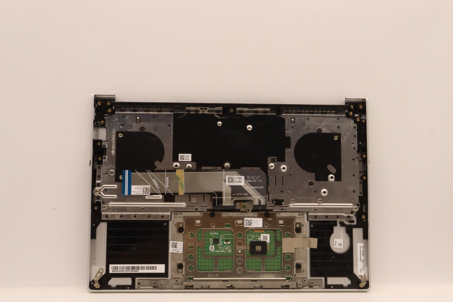 Lenovo Cover Upper Case Asm_La Spa L8 - 5CB1B43517