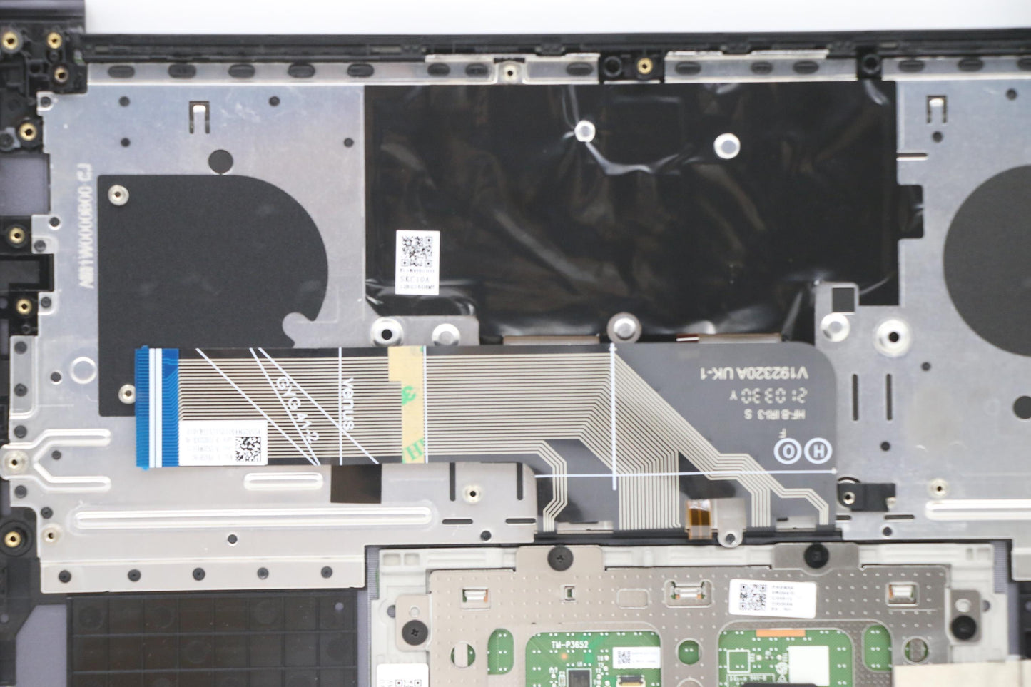 Lenovo Cover Upper Case Asm_Bul L82La - 5CB1B43532