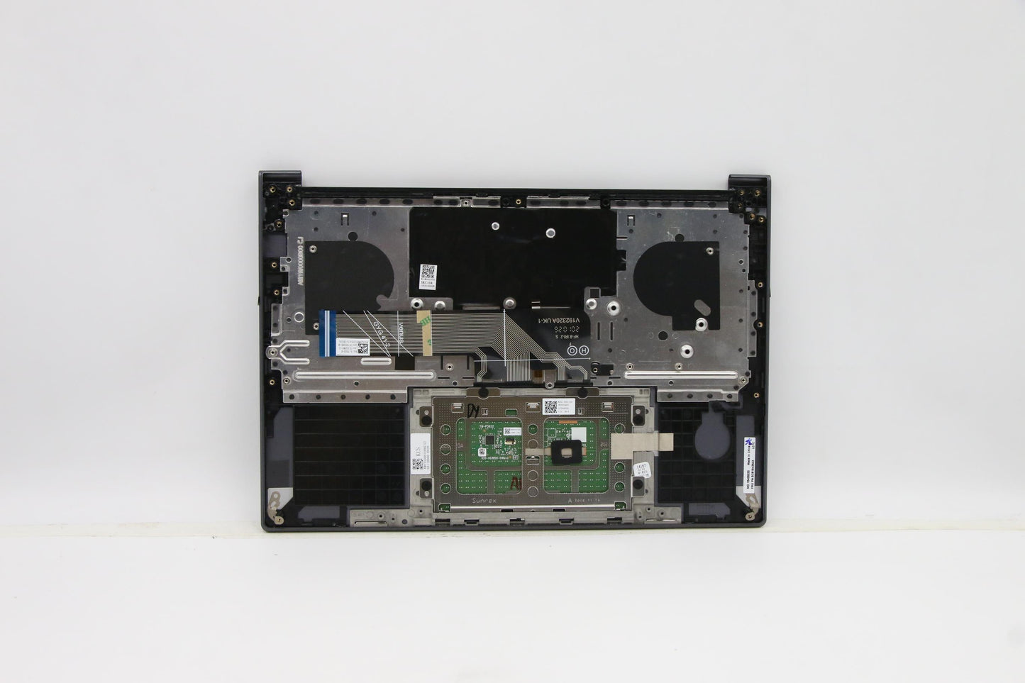 Lenovo Cover Upper Case Asm_Hun L82La - 5CB1B43543