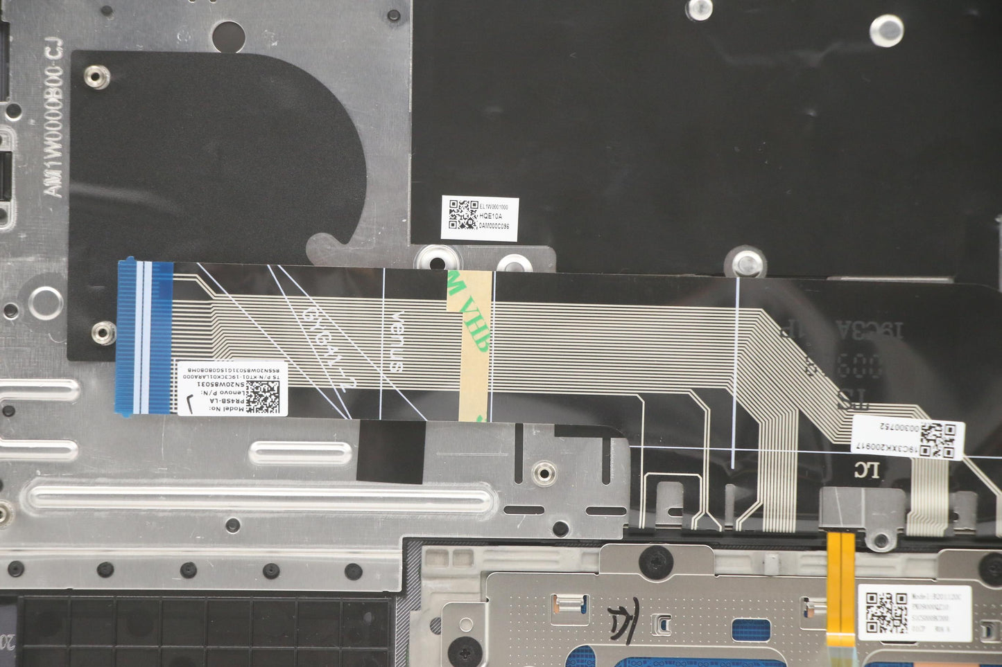 Lenovo Cover Upper Case Asm_La Spa L8 - 5CB1B43548