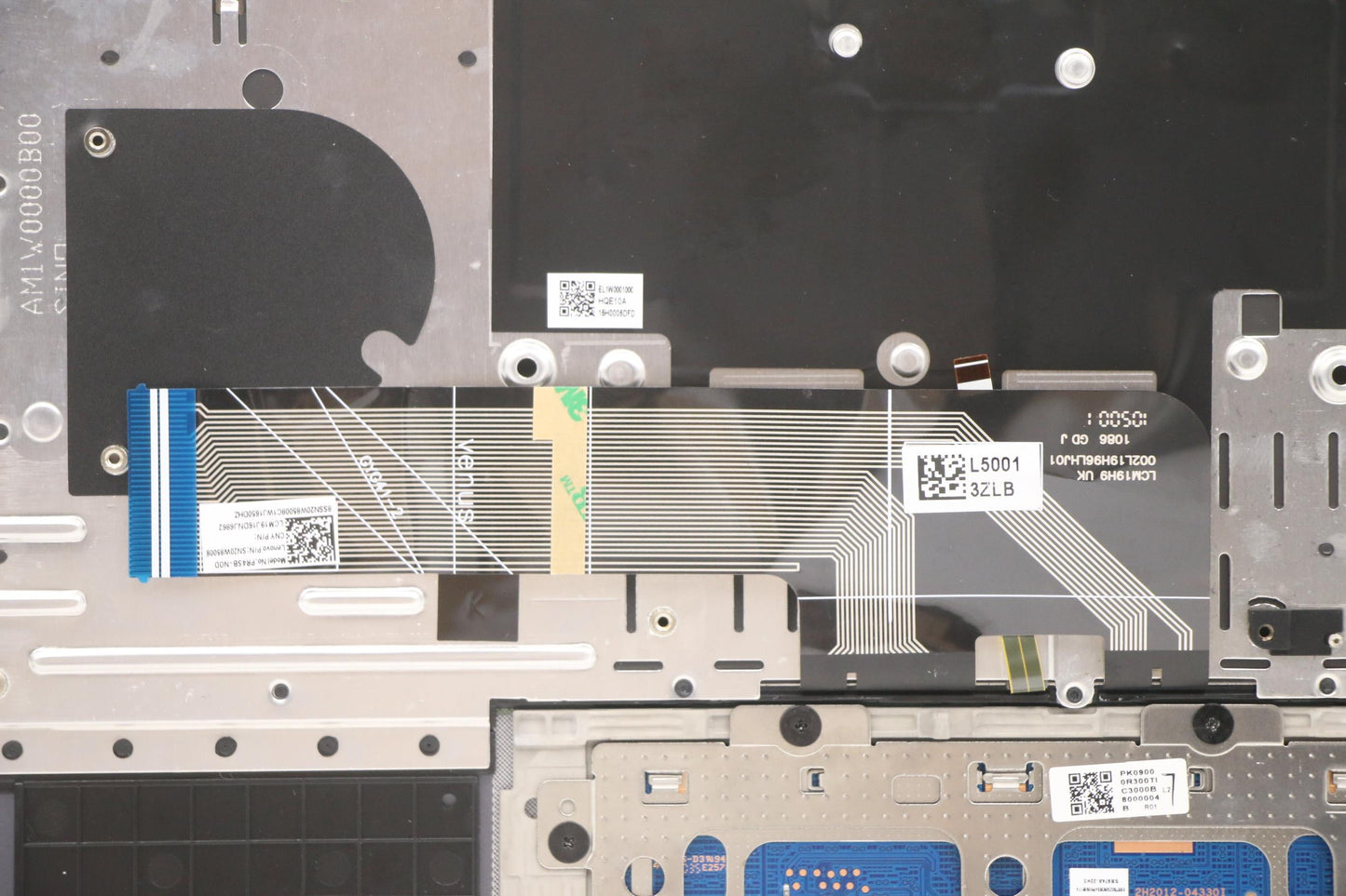 Lenovo Cover Upper Case Asm_Nordic L8 - 5CB1B43549