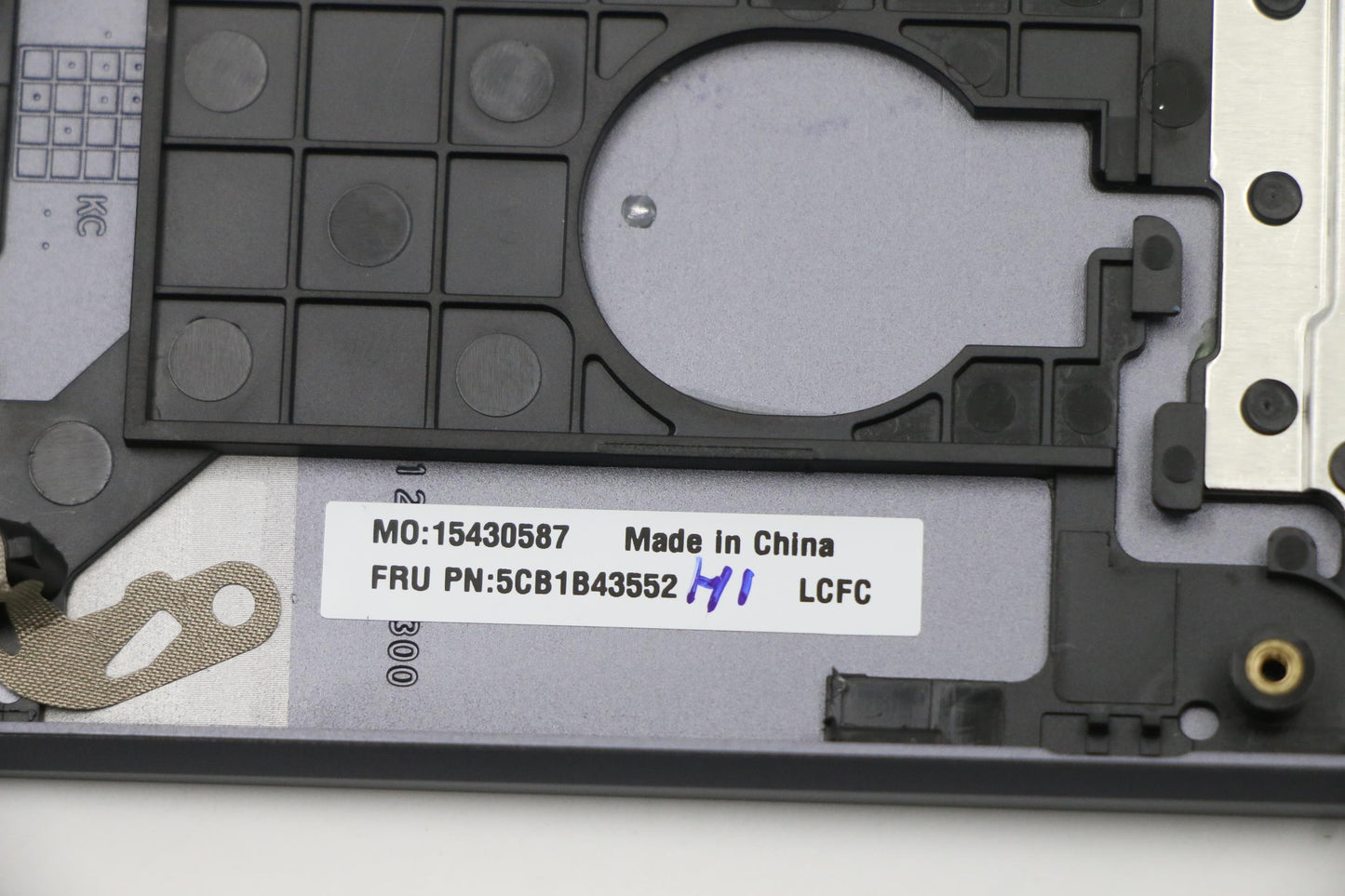 Lenovo Cover Upper Case Asm_Slv L82La - 5CB1B43552