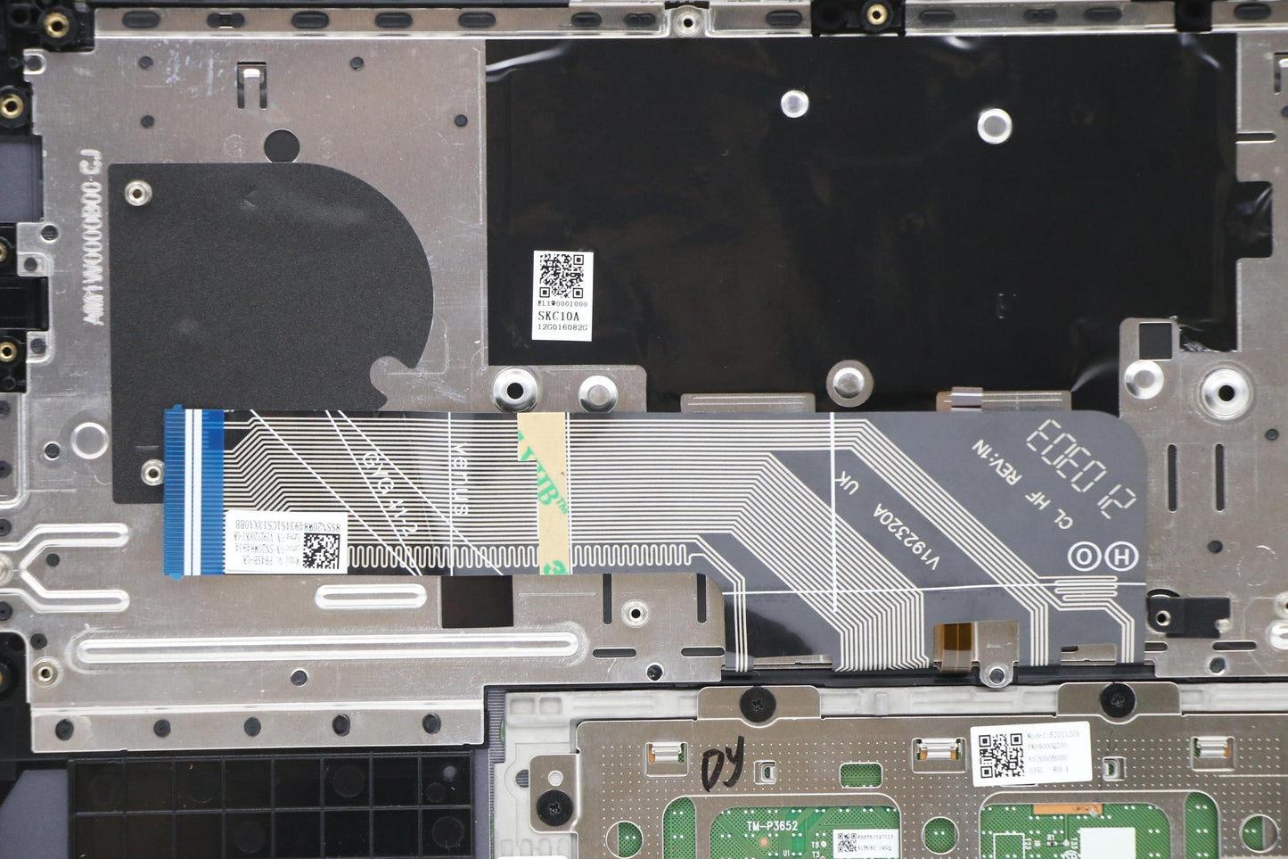 Lenovo Cover Upper Case Asm_Uke L82La - 5CB1B43558