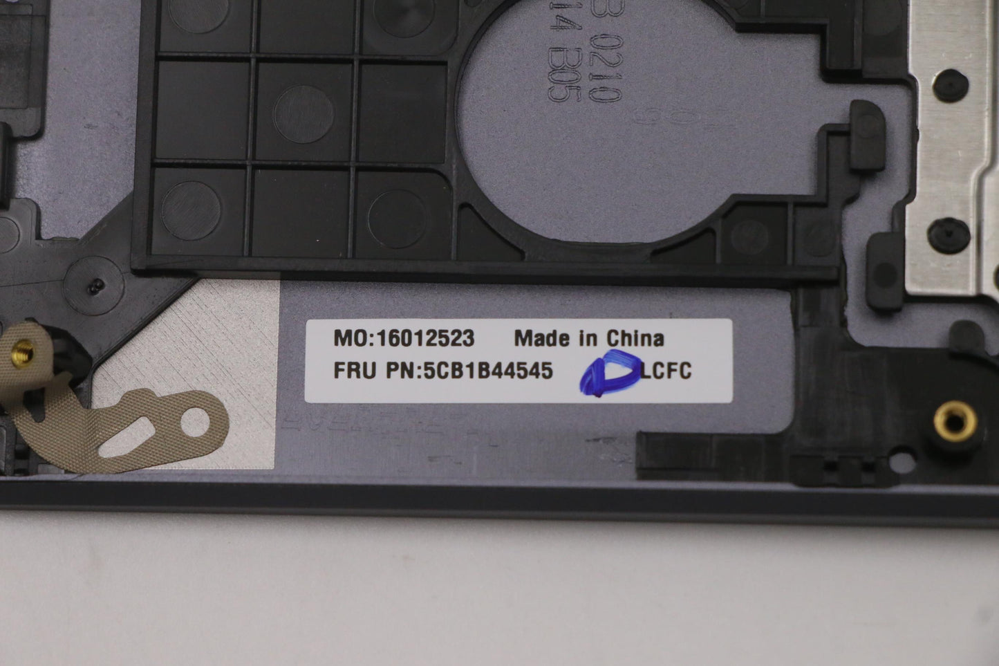 Lenovo Cover Upper Case Asm_Eng L82La - 5CB1B44545