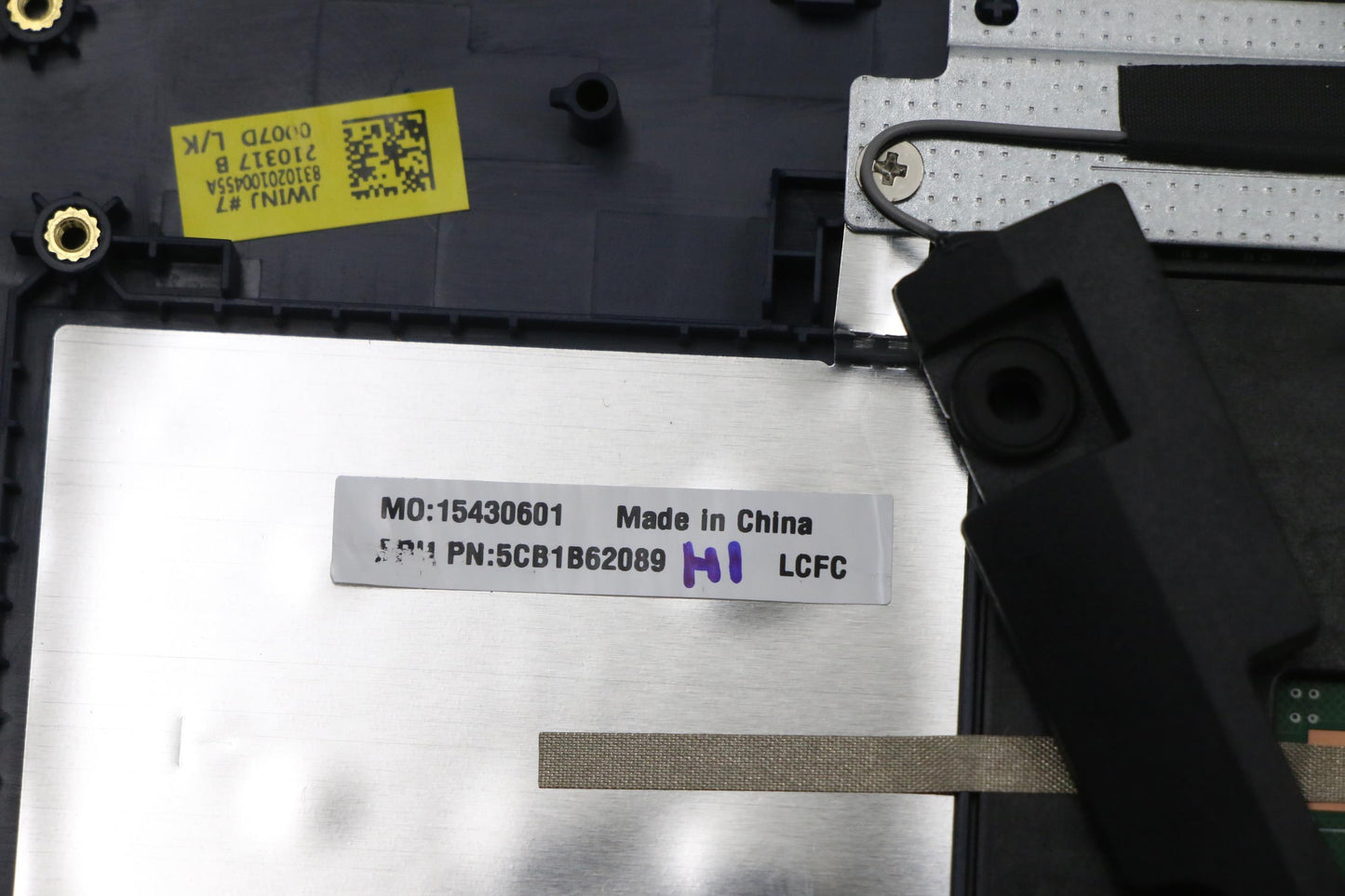 Lenovo Cover Upper Case Asm_Slv L82H8 - 5CB1B62089