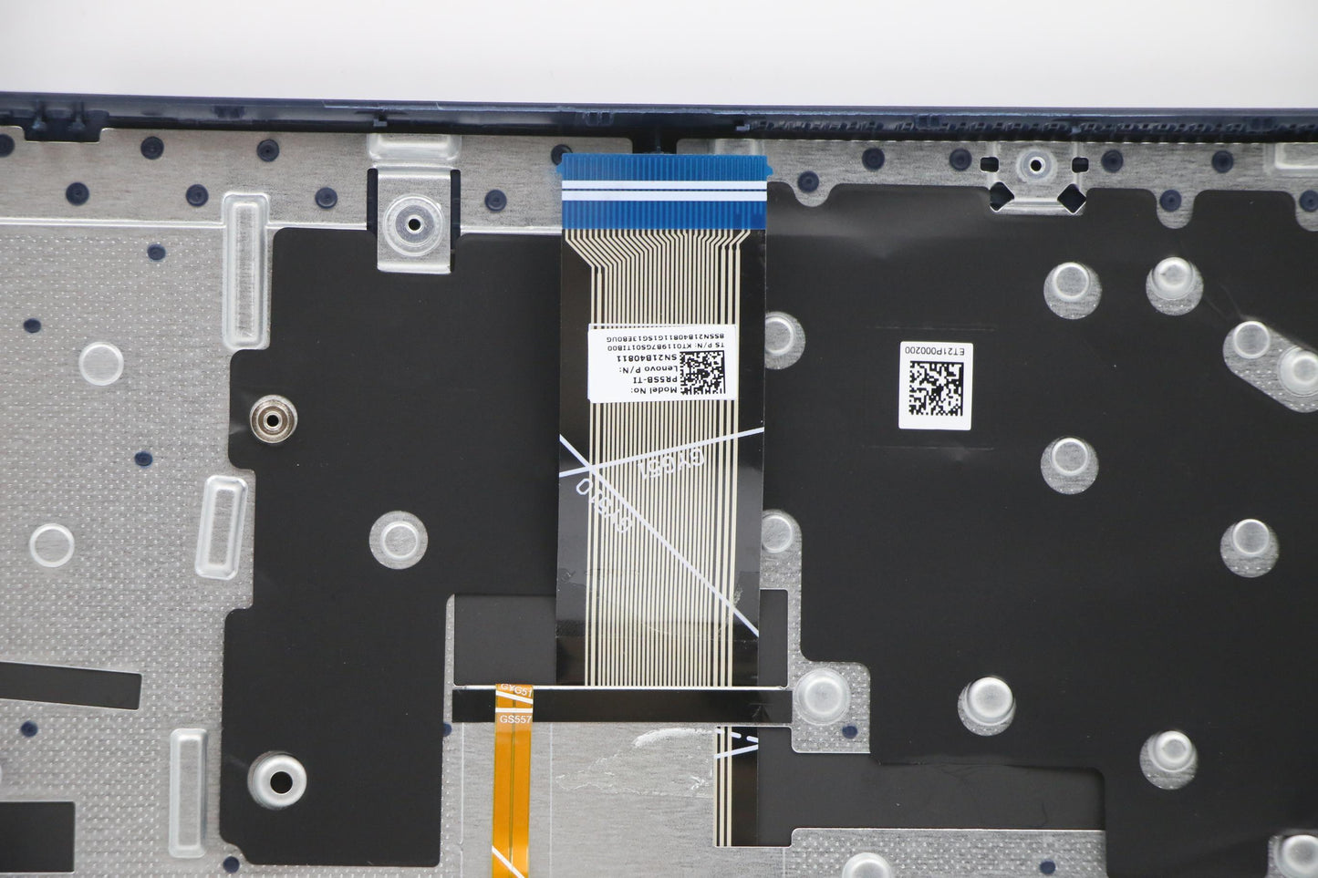 Lenovo Cover Upper Case Asm_Thail82H8 - 5CB1B62093