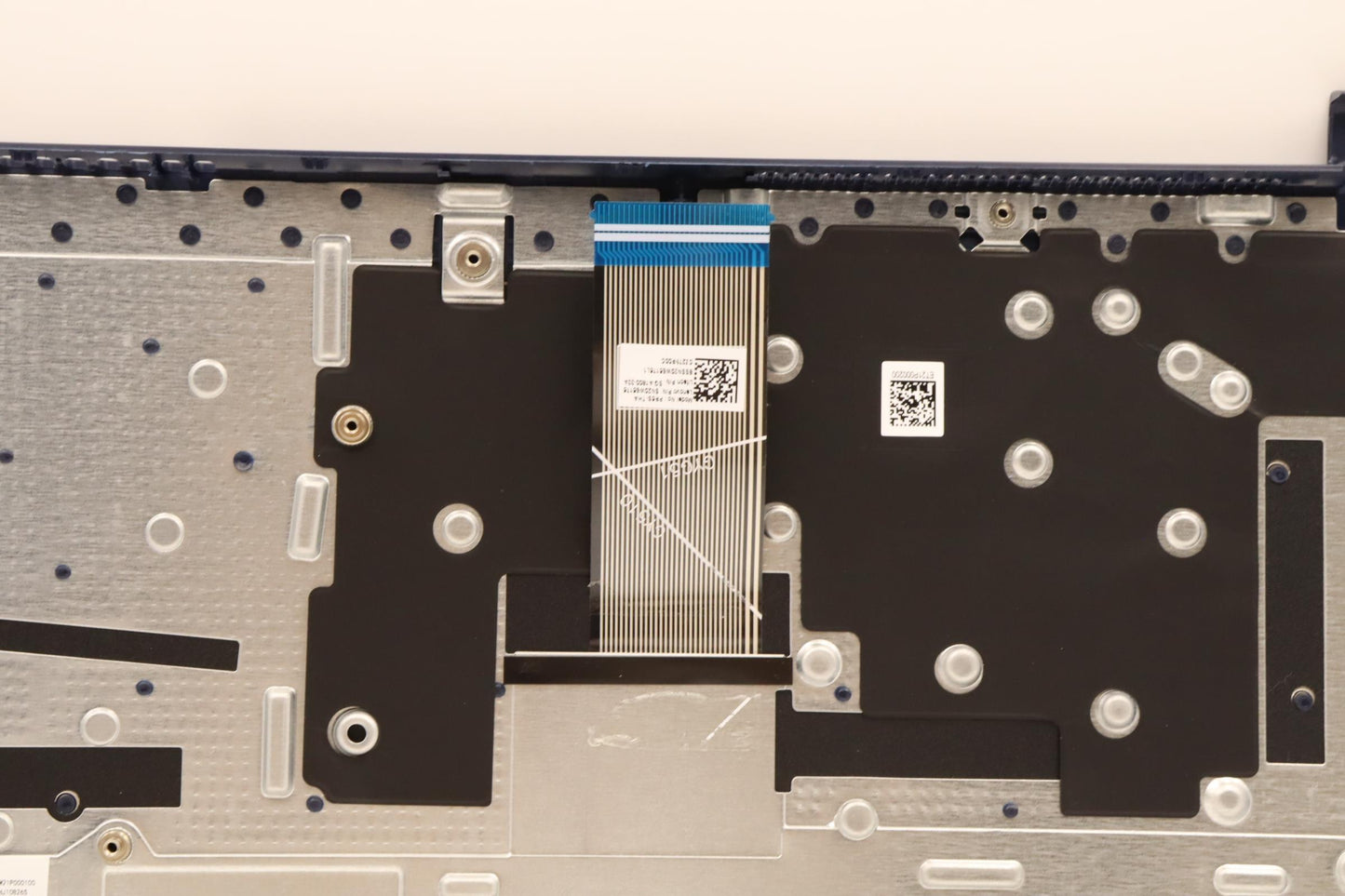 Lenovo Cover Upper Caseasm_Thail82H8F - 5CB1B62103