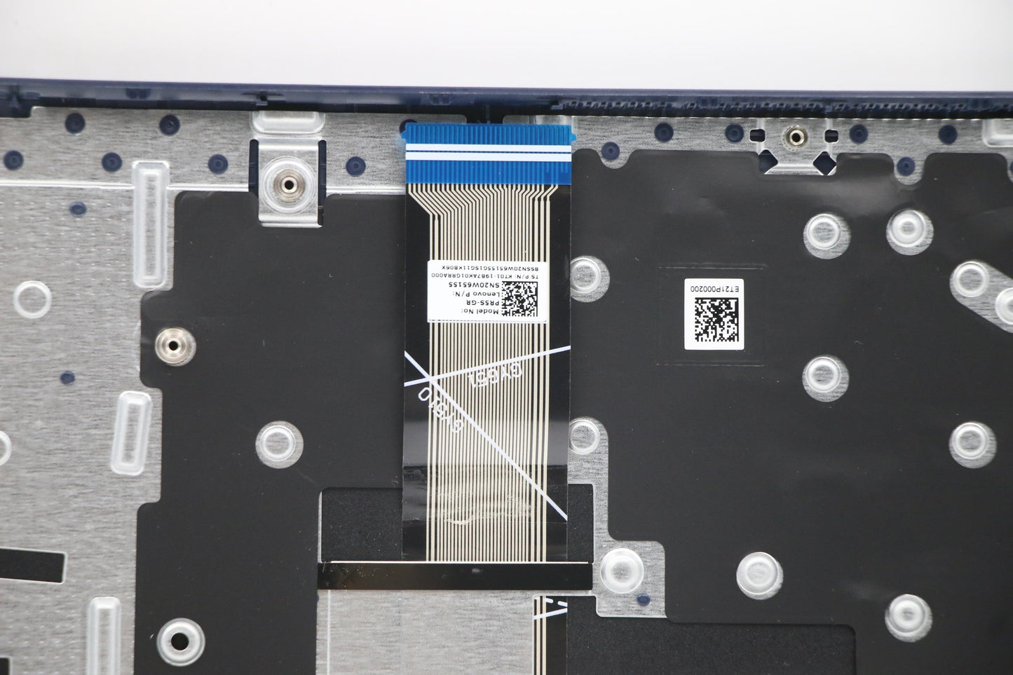 Lenovo Cover Upper Case Asm_Gerl82H8F - 5CB1B64643