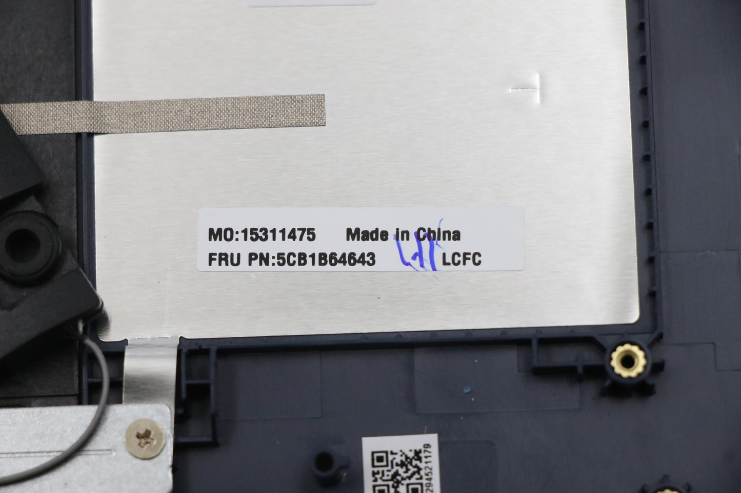Lenovo Cover Upper Case Asm_Gerl82H8F - 5CB1B64643
