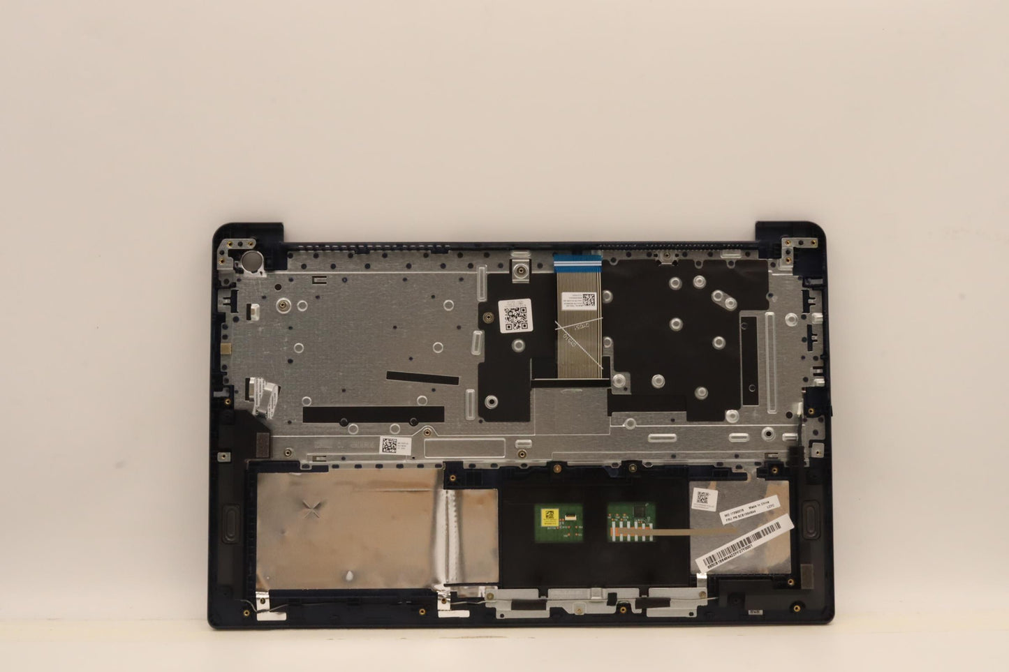 Lenovo Cover Upper Case Asm_Aral82H8F - 5CB1B64644