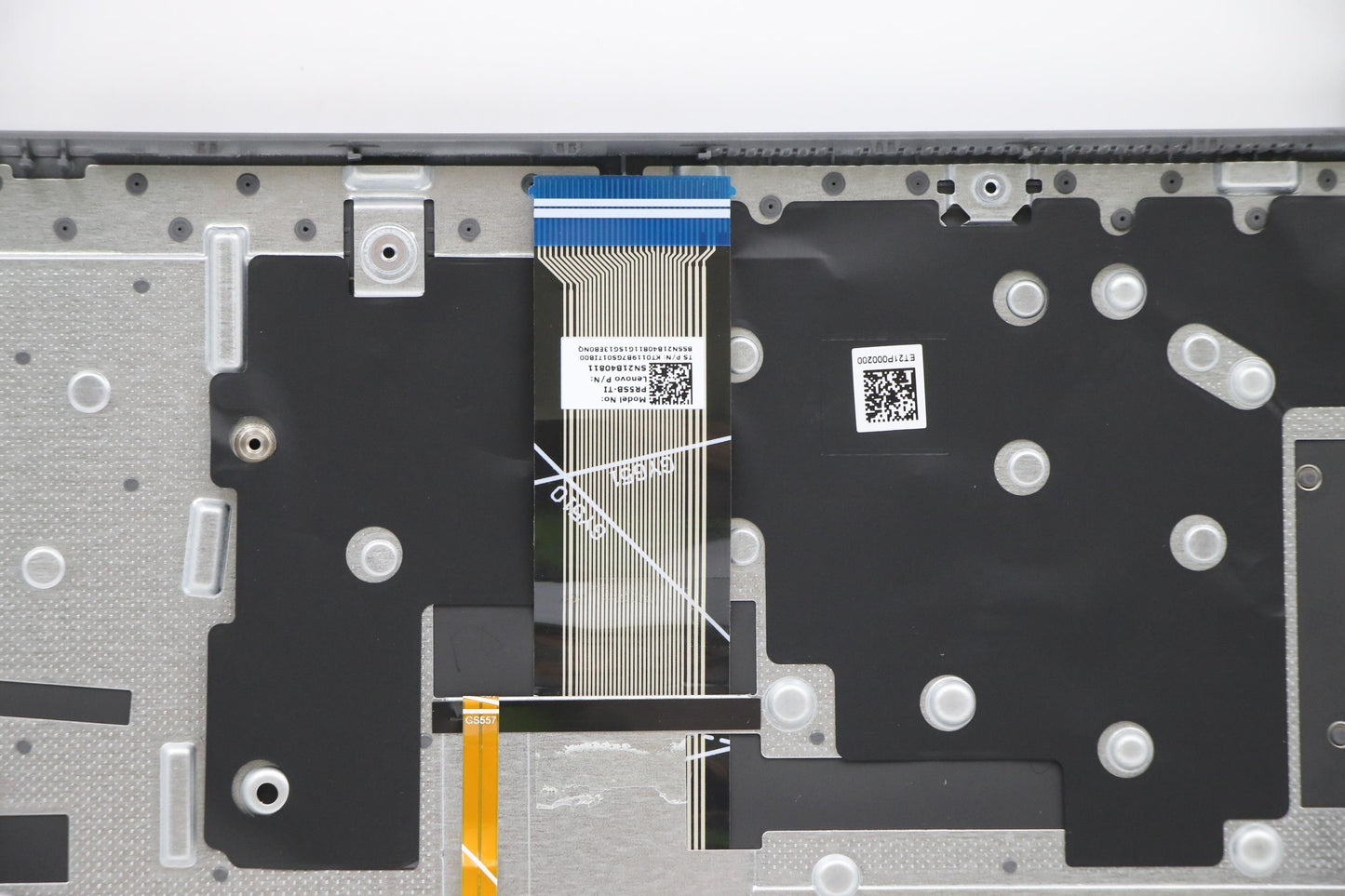 Lenovo Cover Upper Case Asm_Thail82H8 - 5CB1B65485