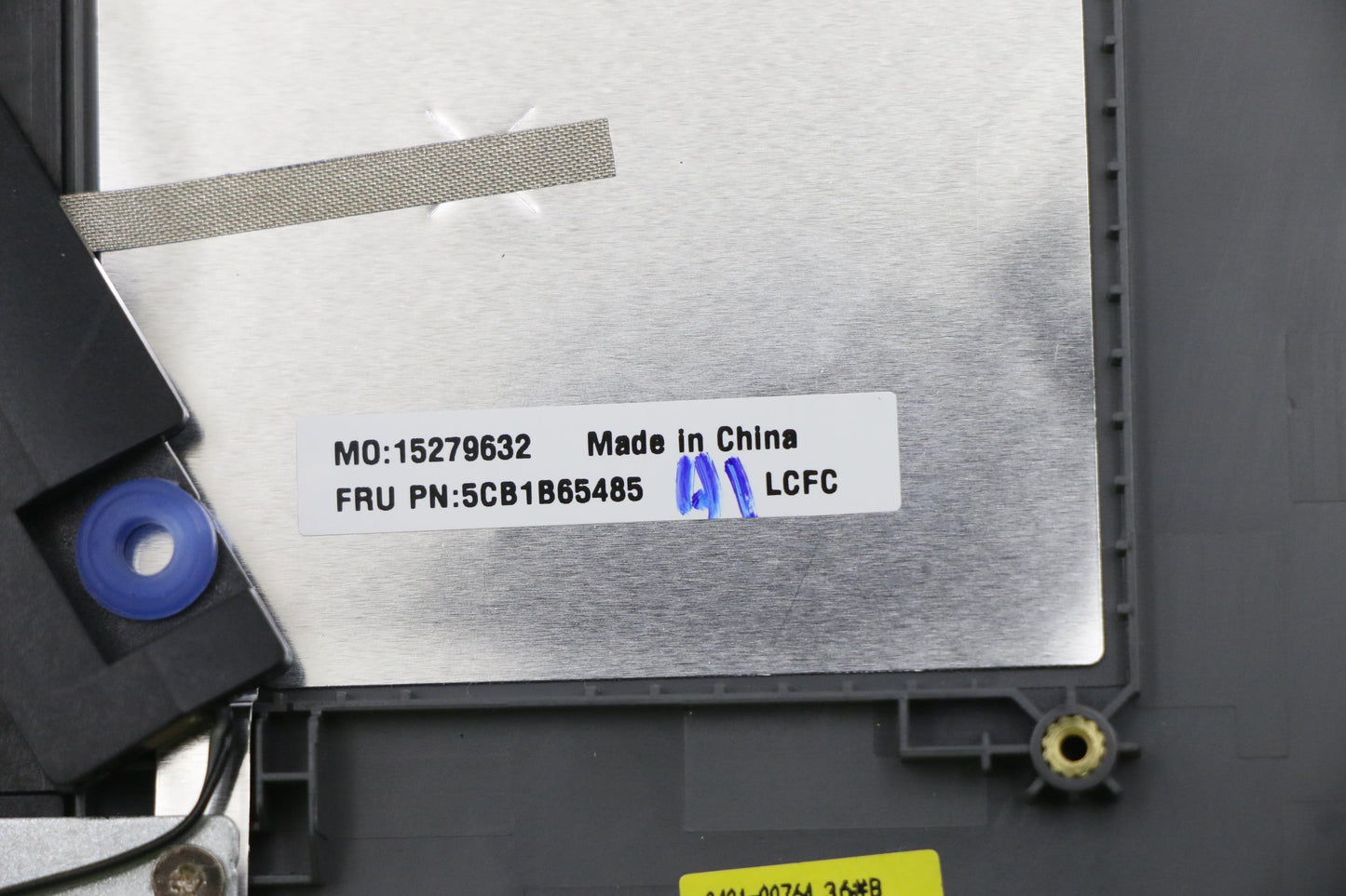 Lenovo Cover Upper Case Asm_Thail82H8 - 5CB1B65485