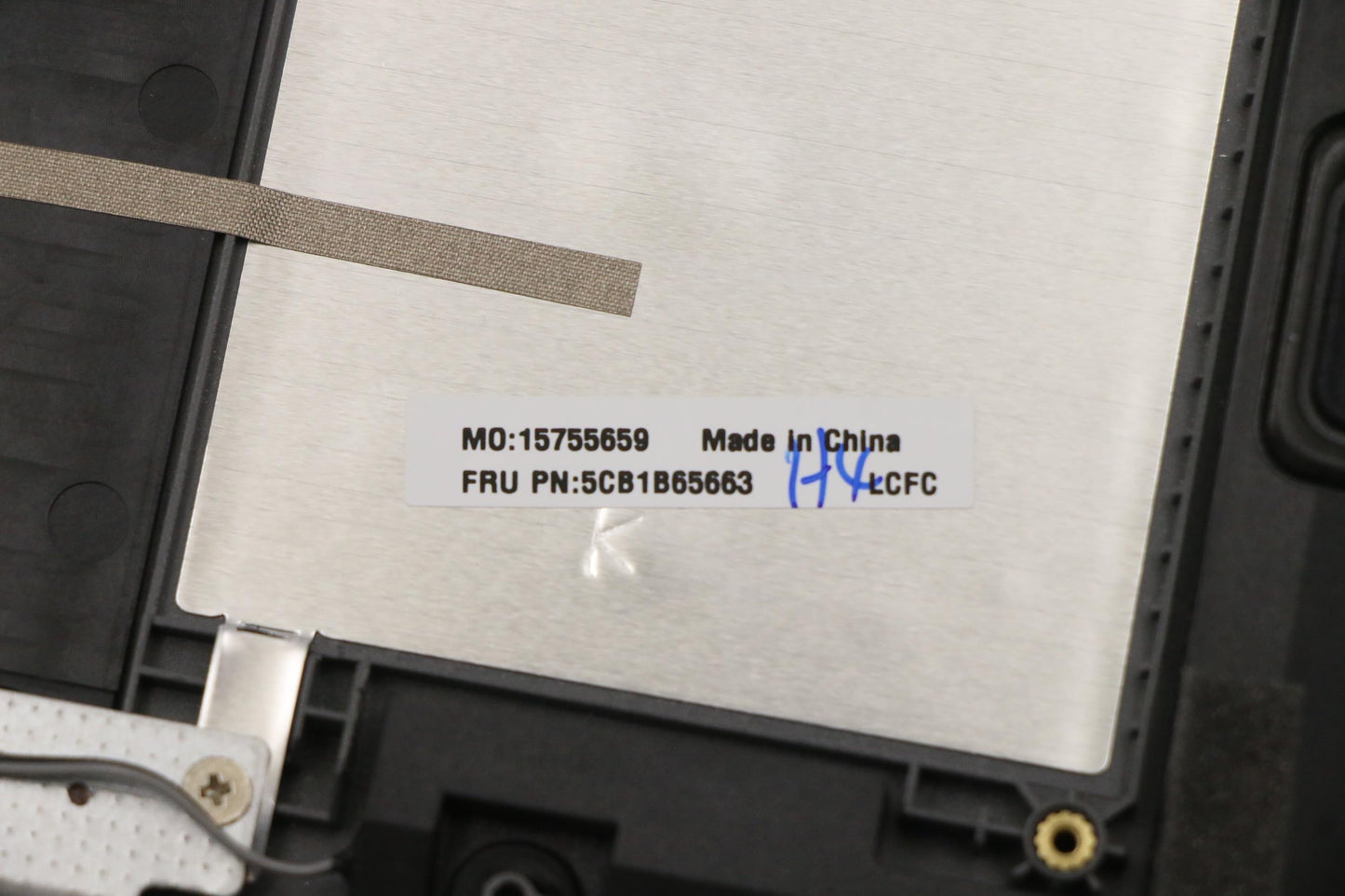 Lenovo Cover Upper Case Asm_Ital82H8F - 5CB1B65663