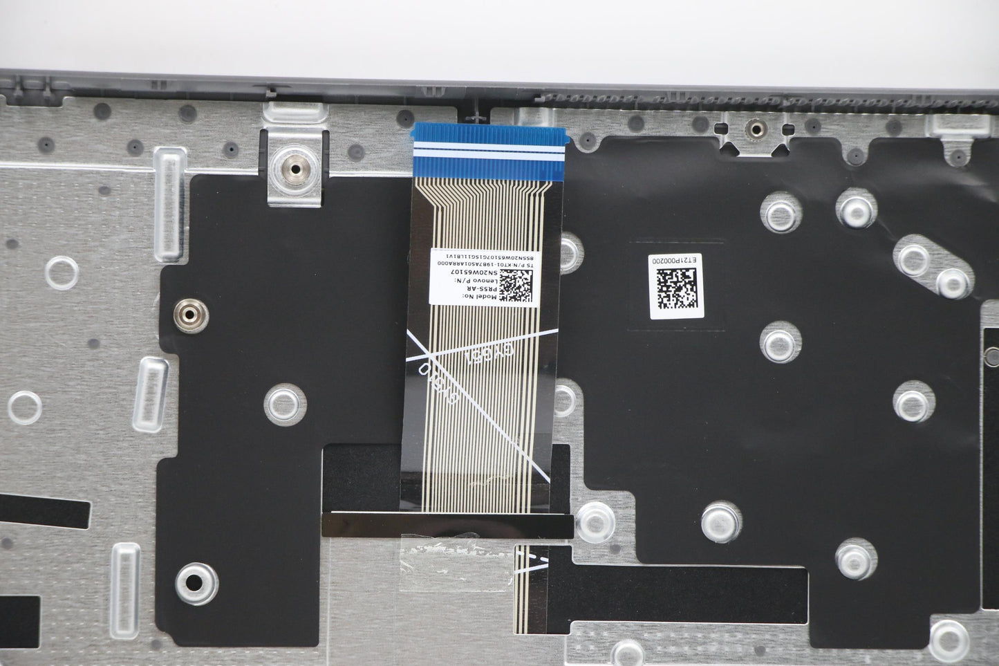 Lenovo Cover Upper Case Asm_Aral82H8F - 5CB1B68925