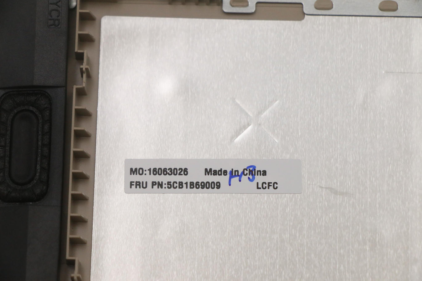 Lenovo Cover Upper Case Asm_Fral82H8F - 5CB1B69009