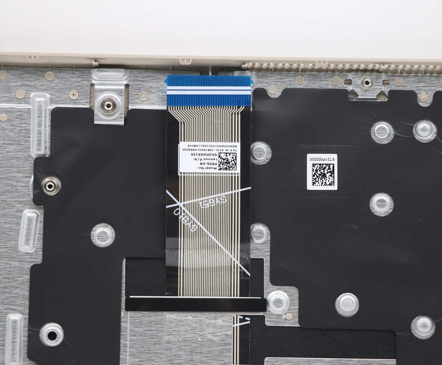 Lenovo Cover Upper Case Asm_Gerl82H8F - 5CB1B69046