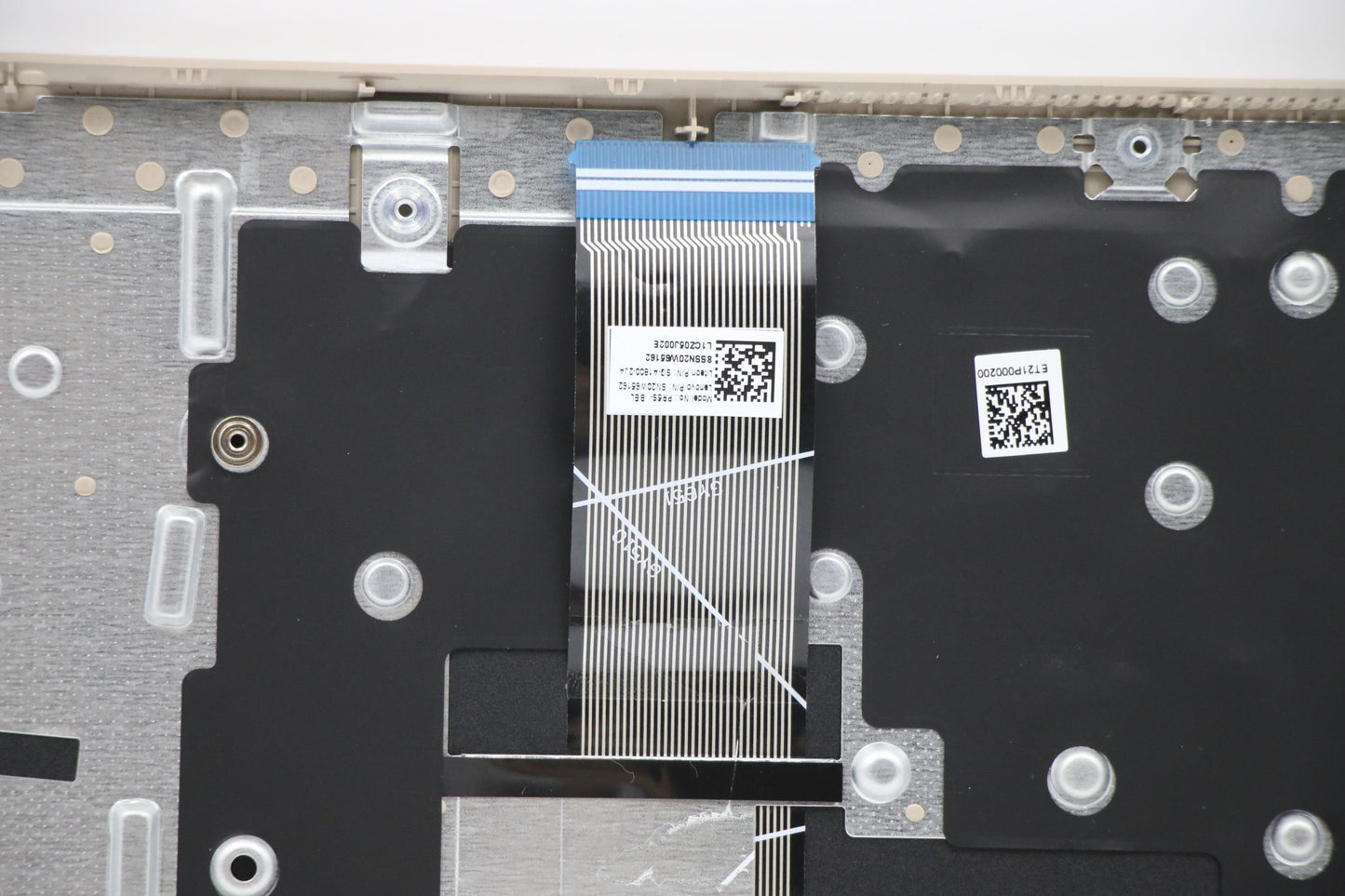 Lenovo Cover Upper Case Asm_Bell82H8F - 5CB1B69053