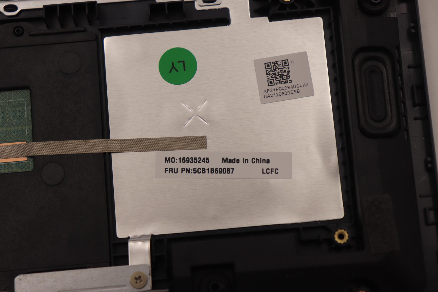 Lenovo Cover Upper Case Asm_Swsl82H8N - 5CB1B69087