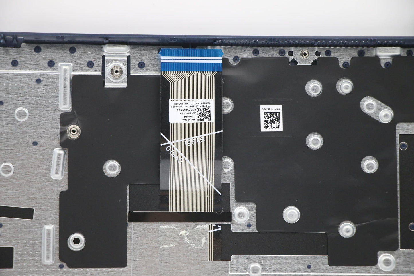 Lenovo Cover Upper Caseasm_Bull82H8Nf - 5CB1B69120