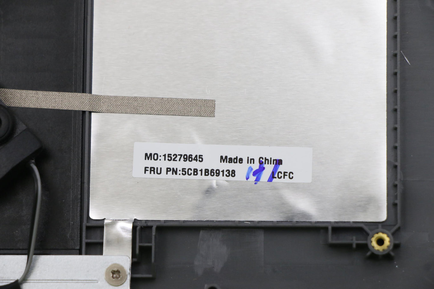 Lenovo Cover Upper Case Asm_Hunl82H8N - 5CB1B69138