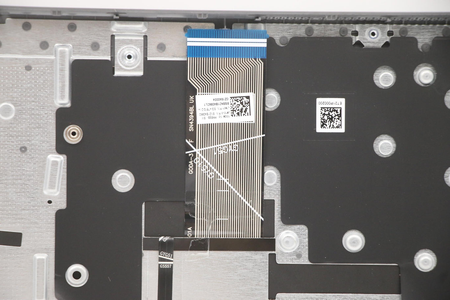Lenovo Cover Upper Case Asm_Swsl82H8N - 5CB1B69148