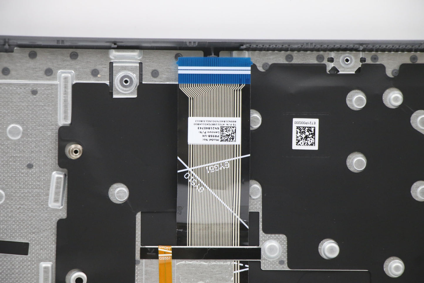 Lenovo Cover Upper Case Asm_Ukel82H8N - 5CB1B69152