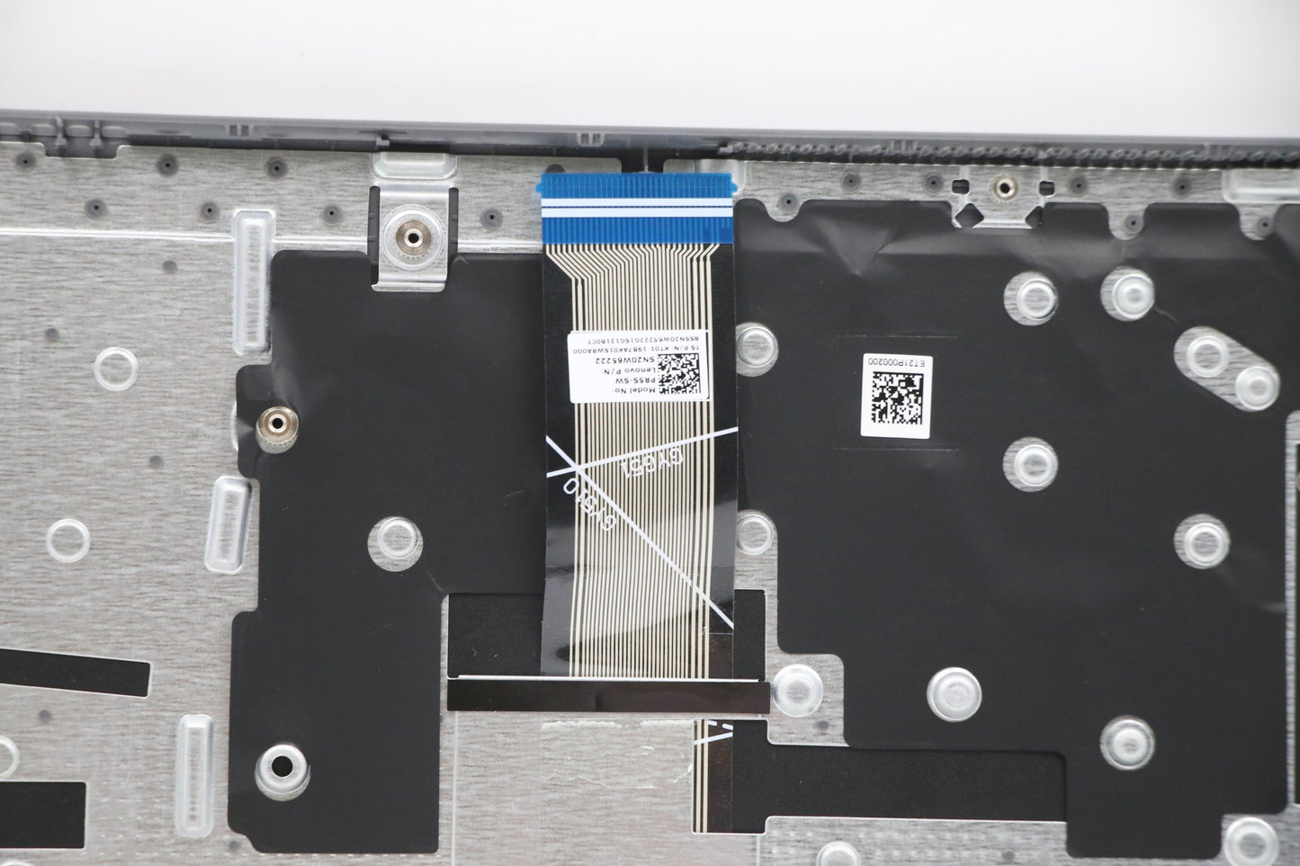 Lenovo Cover Upper Caseasm_Swsl82H8Nf - 5CB1B69246