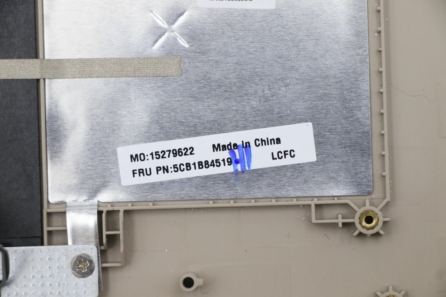 Lenovo Cover Upper Case Asm_Slvl82H8N - 5CB1B84519