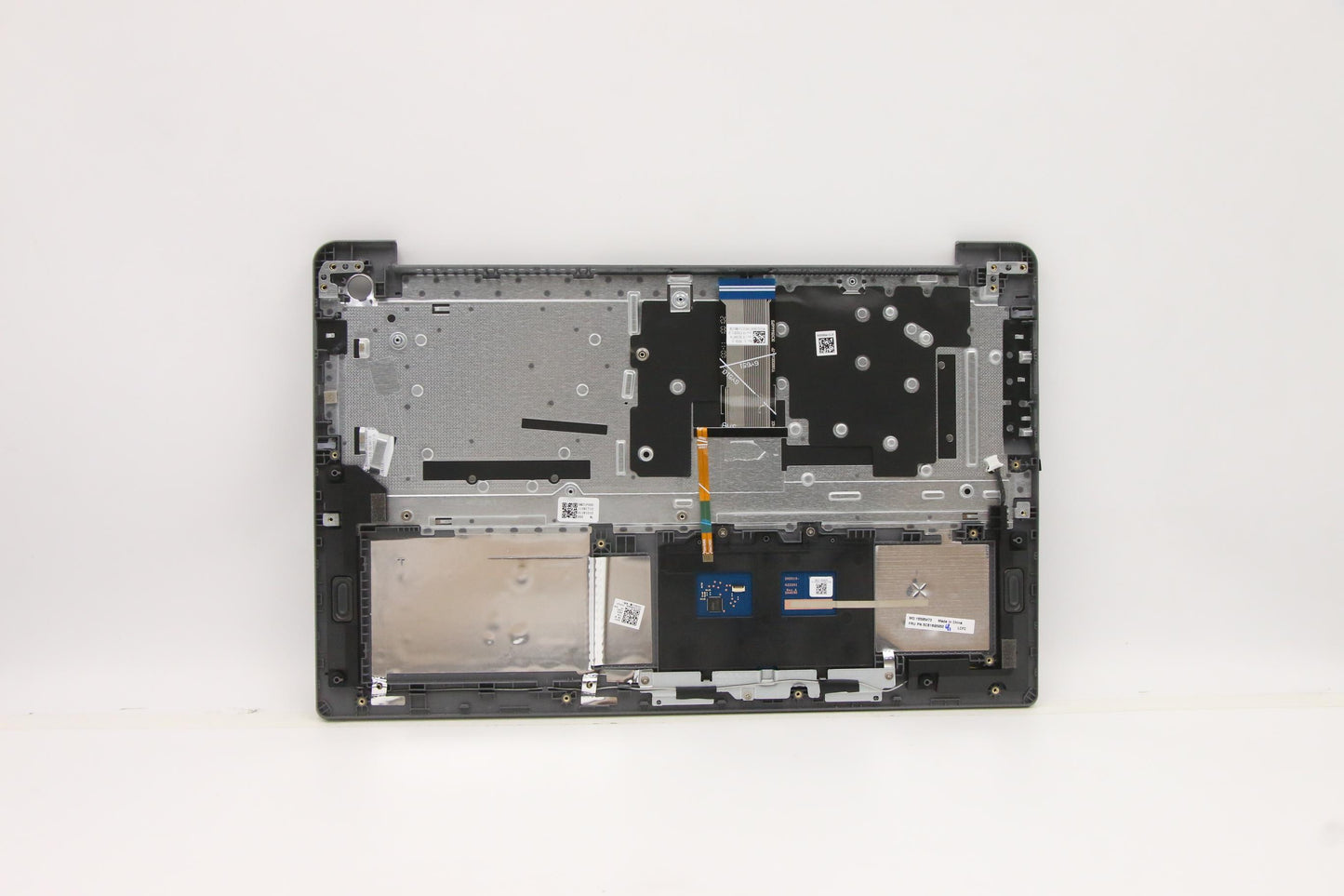 Lenovo Cover Upper Case Asm_Jpn L82H8 - 5CB1B95950