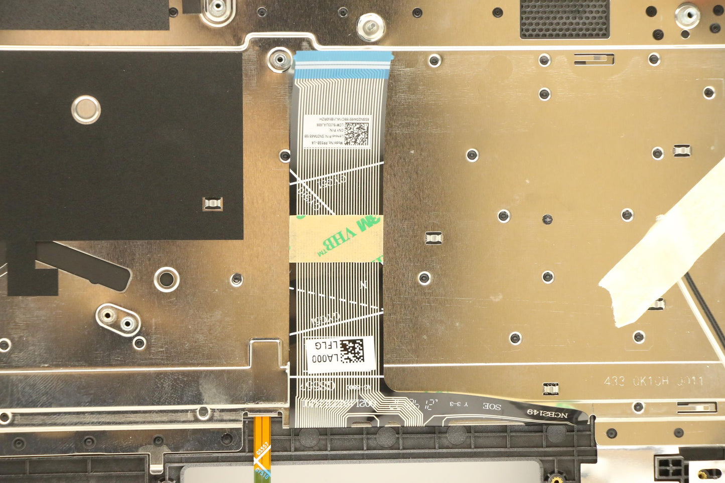 Lenovo Cover Upper Case Asm_Ukr W 82H - 5CB1B96207