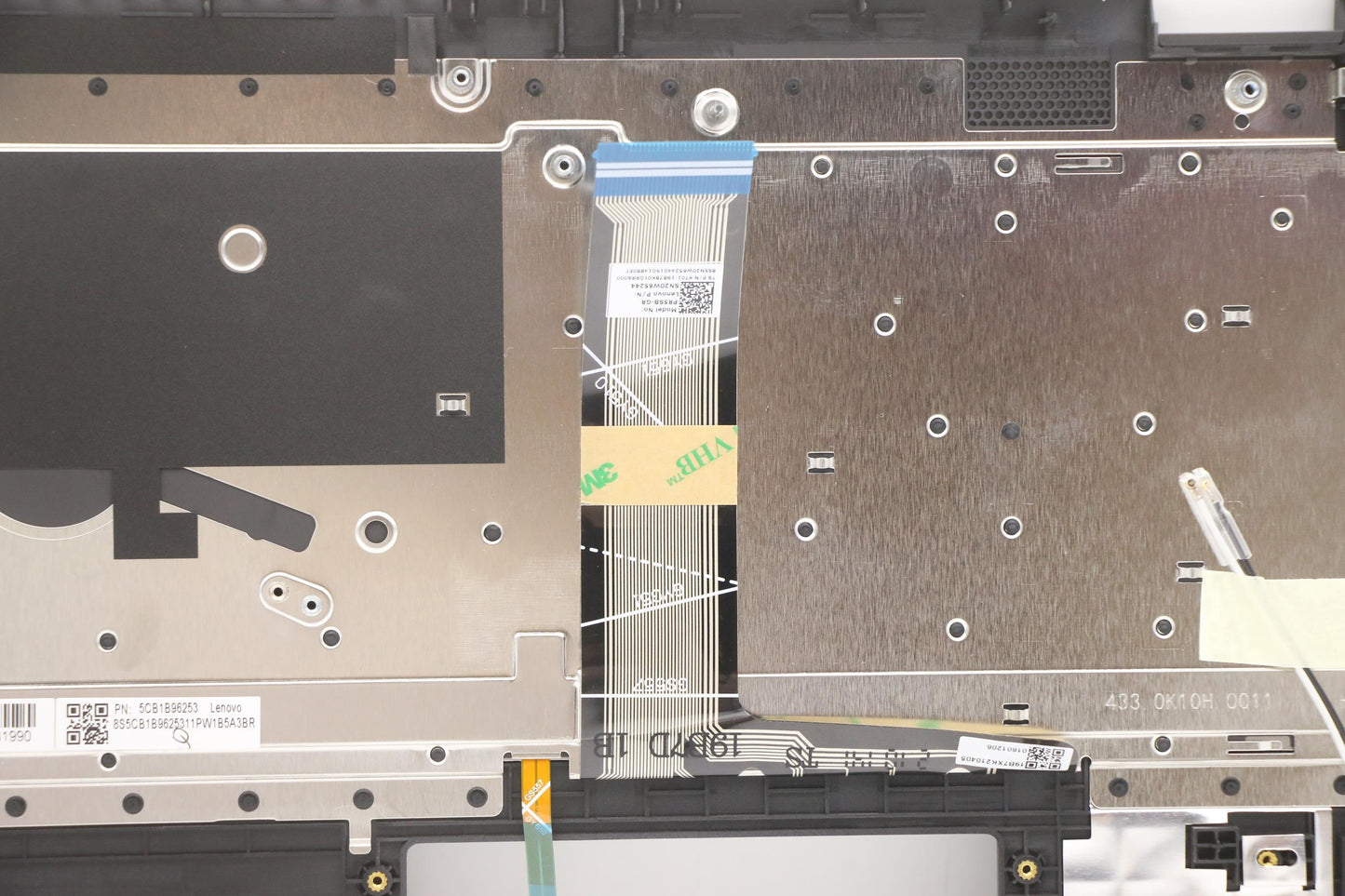 Lenovo Cover Upper Case Asm_Ger W 82H - 5CB1B96253